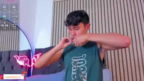 ngel Esteban  online show from March 29, 9:37 pm