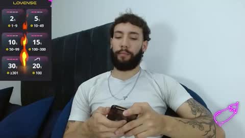 angel_kyrozz online show from December 17, 7:20 pm