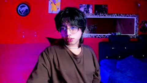 Snapshot of angellonfire chatting on February 3, 6:34 am Angel  online show from February 3, 6:34 am