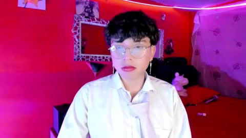 Snapshot of angellonfire chatting on October 3, 5:34 am Angel  online show from October 3, 5:34 am