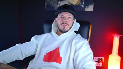 BlackWolf online show from December 6, 6:04 am