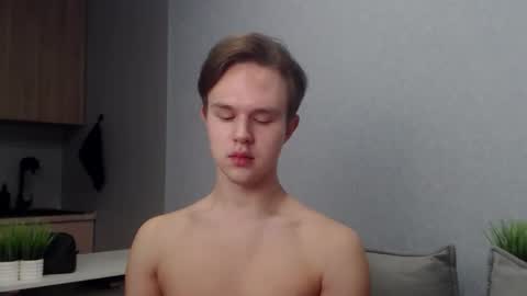 Angel online show from December 19, 9:17 am