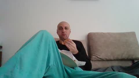 Snapshot of anhel187 chatting on March 3, 9:29 am anhel187 online show from March 3, 9:29 am