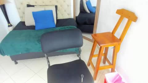       online show from November 20, 1:16 am