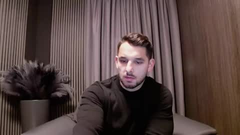 HI My name is Antonio online show from November 29, 8:11 pm