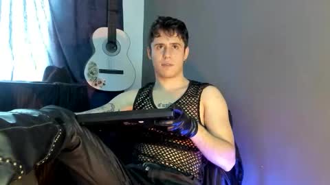 antonnello_ online show from November 30, 4:42 pm