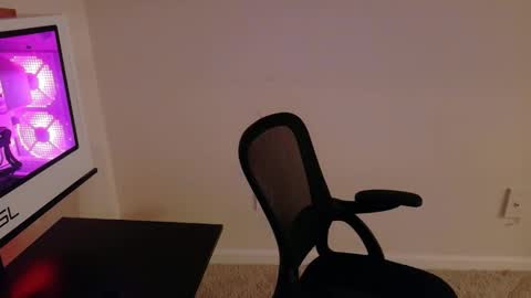 Snapshot of apachewithawebcam chatting on September 30, 2:51 am ApacheWithWebcam online show from September 30, 2:51 am