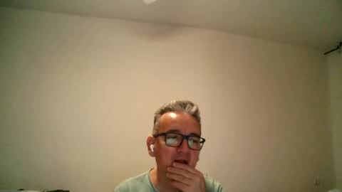 Snapshot of apixaba chatting on January 26, 8:34 pm furry bear online show from January 26, 8:34 pm