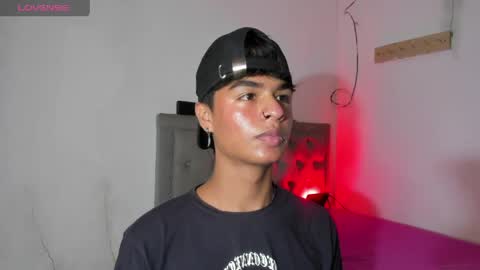 ariel_adan online show from April 27, 11:10 pm