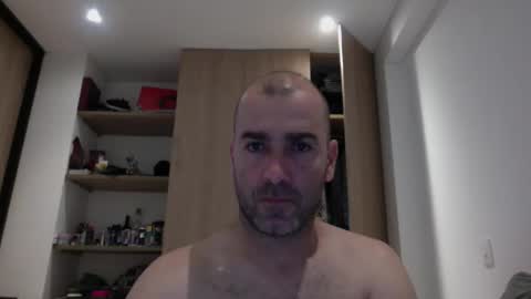 aristi11 online show from December 18, 4:52 am