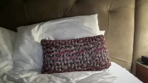 arnie774u online show from November 20, 11:58 pm