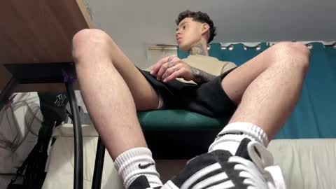   online show from January 6, 10:46 am