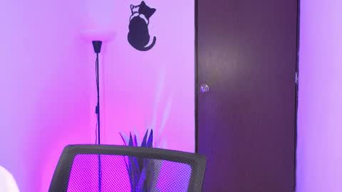   online show from March 1, 2:00 am