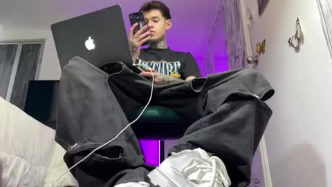   online show from December 2, 8:42 pm