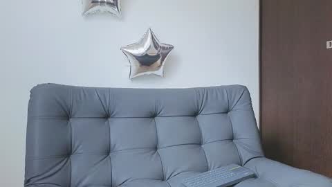   online show from September 25, 7:57 pm