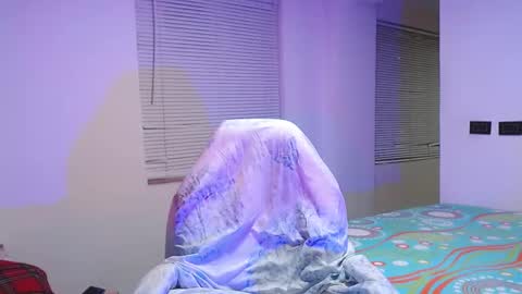 arthur_jamess online show from September 25, 1:48 am