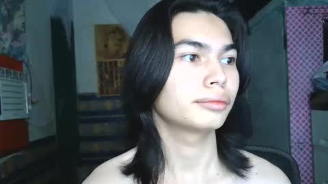 asian_babyboi online show from March 21, 8:30 am