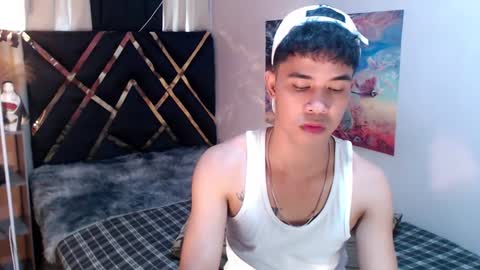 asiancum_peter online show from January 9, 3:01 am