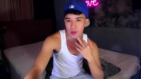 asiancum_peter online show from October 29, 4:26 am