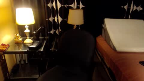 asianhorsecockowen online show from January 13, 5:39 pm