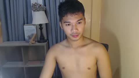 asianhunk_jamesx online show from October 4, 10:31 am