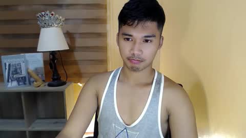 asianhunk_jamesx online show from November 22, 12:05 pm