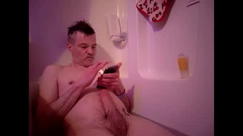 jonnyandrew online show from April 22, 1:38 pm