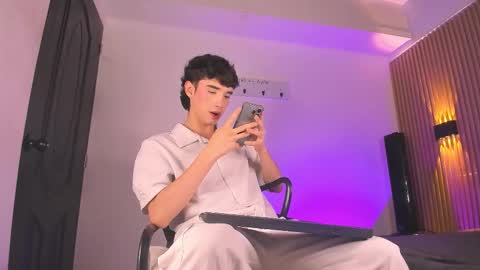 austin_rouse online show from January 12, 9:30 pm