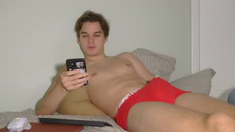 Auston 3 online show from December 13, 9:20 pm