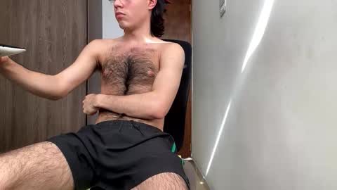 AndrewXxl independent online show from February 24, 8:20 pm