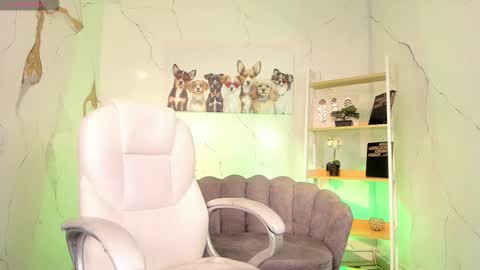 axel_grey_ online show from November 10, 2:22 pm