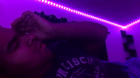 axelfigueroa2 online show from November 14, 3:42 am