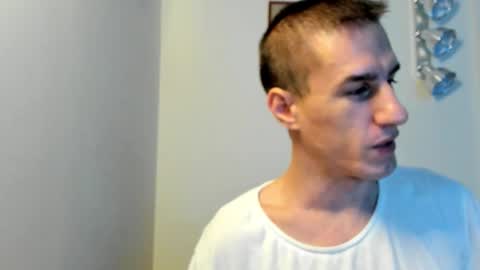 Axl online show from December 2, 1:41 am