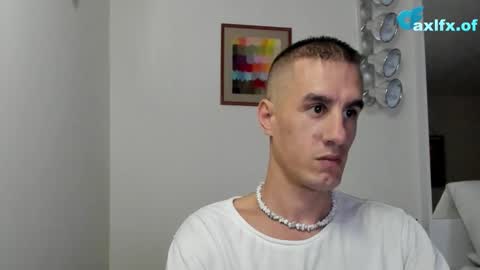 Axl online show from October 23, 2:15 am