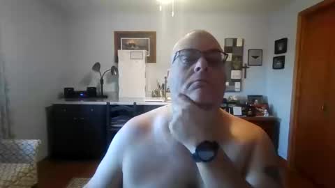 Snapshot of b1gh0rnyguy chatting on October 10, 12:54 pm Cory online show from October 10, 12:54 pm