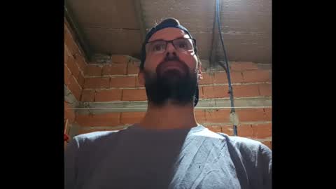 Ezequiel online show from November 25, 1:29 am