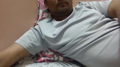 Rebal9099 online show from December 31, 11:42 am