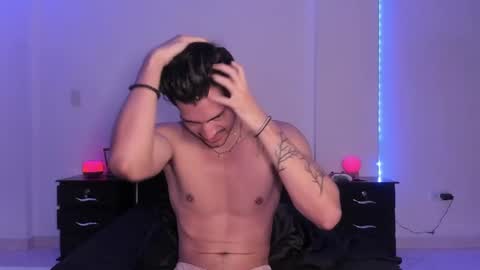 Valentino online show from January 17, 9:10 pm