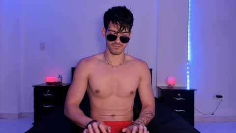 Valentino online show from January 6, 9:11 pm