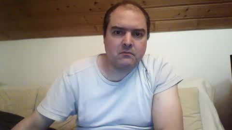 Snapshot of bear037 chatting on December 7, 11:34 pm bear037 online show from December 7, 11:34 pm