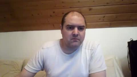 Snapshot of bear037 chatting on January 2, 1:49 am bear037 online show from January 2, 1:49 am