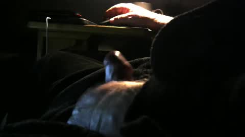 bear4146 online show from March 8, 1:44 pm