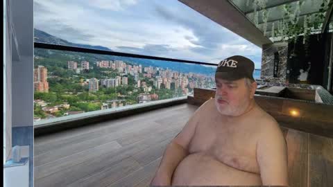 Dookie online show from January 10, 9:31 pm