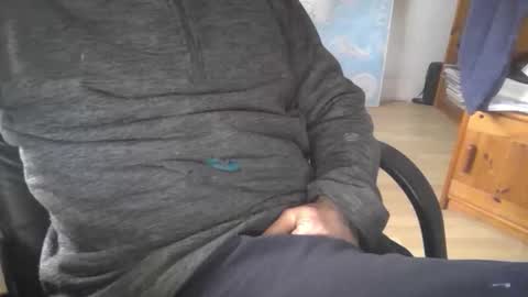 jaimetout online show from November 29, 10:39 am