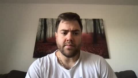 Snapshot of ben117 chatting on January 3, 6:44 am ben117 online show from January 3, 6:44 am