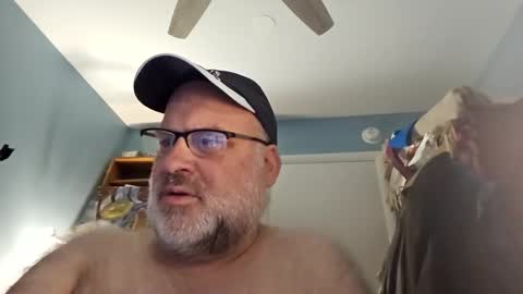 Bendavewill online show from December 4, 10:22 am