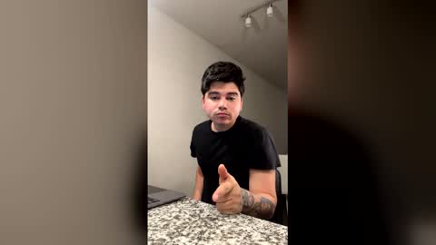 benisback11b online show from April 22, 3:57 am