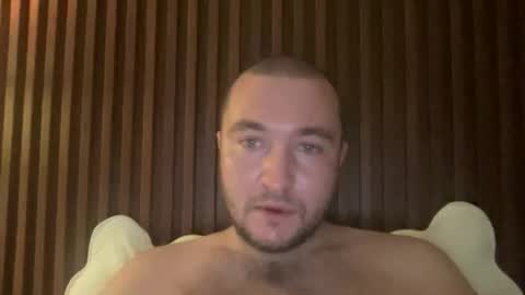 bennybuck97 online show from September 30, 7:24 am