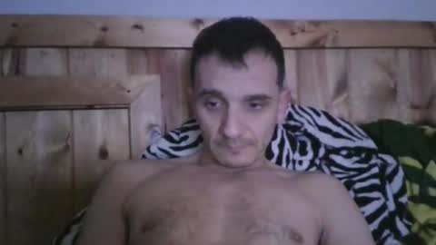 Snapshot of bennymn chatting on December 31, 4:16 am benny and innocentvixon online show from December 31, 4:16 am