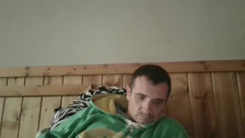 Snapshot of bennymn chatting on October 26, 4:42 pm benny and innocentvixon online show from October 26, 4:42 pm